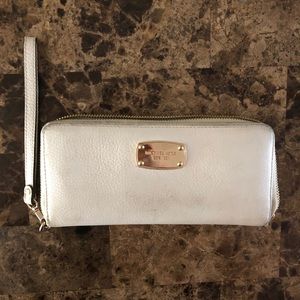 Michael Kors White cream Wallet and Clutch